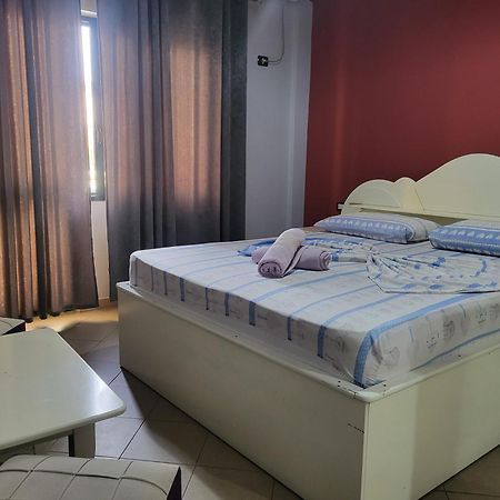 Hotel Europa Lezhë Eksteriør billede