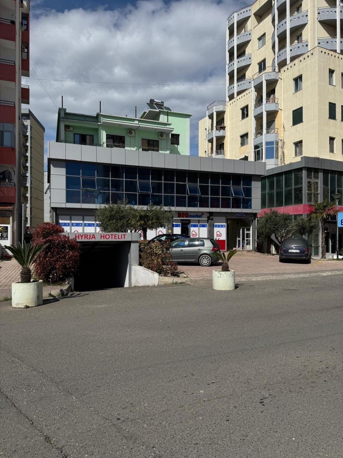 Hotel Europa Lezhë Eksteriør billede