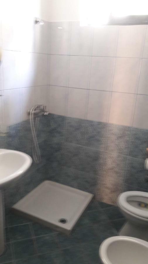 Hotel Europa Lezhë Eksteriør billede
